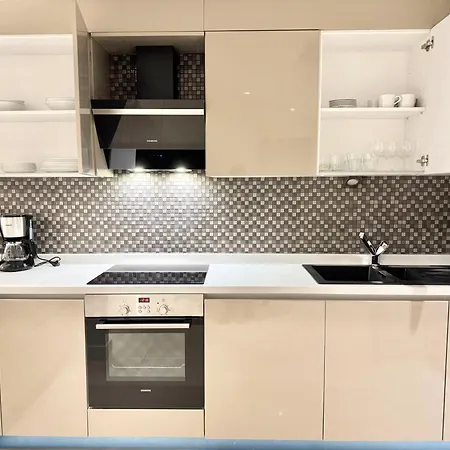 Taksim Petek Apartman Isztambul
