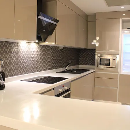 Taksim Petek Apartamento *