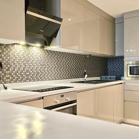 Taksim Petek Apartamento *